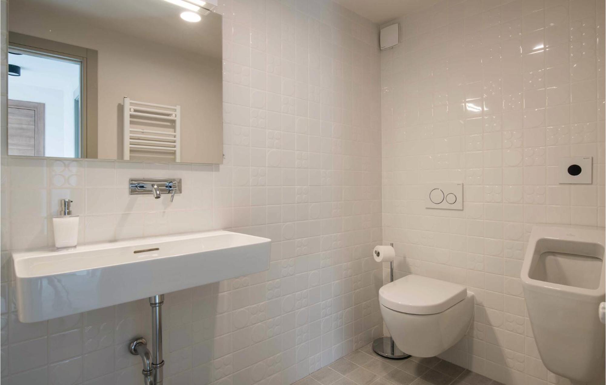 Nice Apartment In Plomin With Jacuzzi Exterior foto